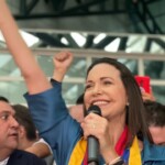 A política Marina Corina Machado é opositora de Nicolás Maduro