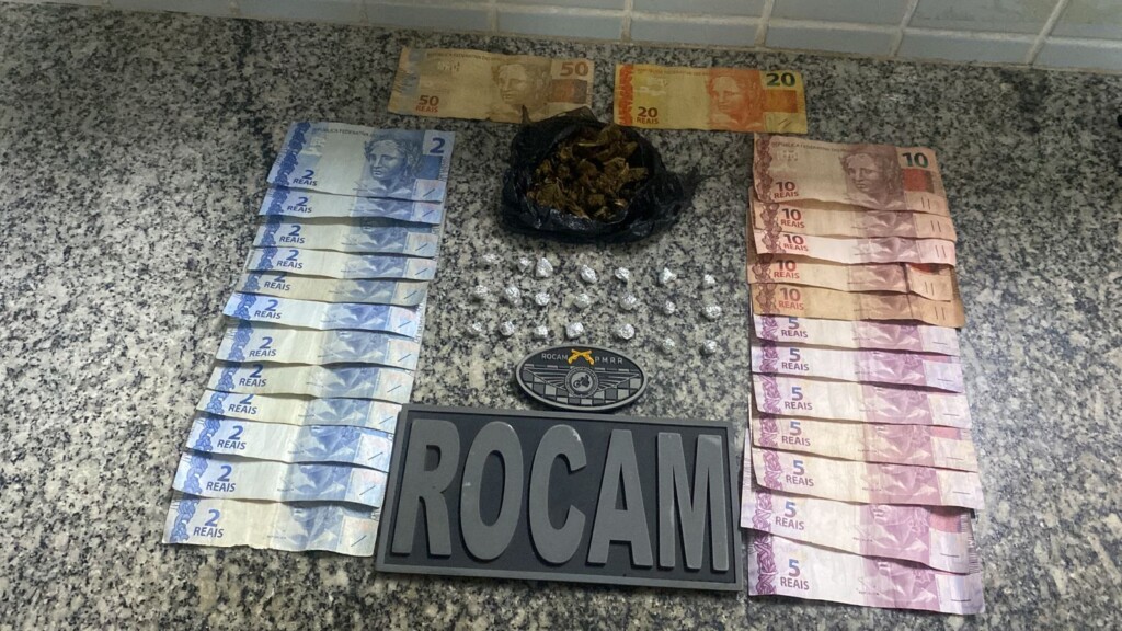 Material apreendido e apresentado na Central de Flagrantes (Foto: Divulgação)