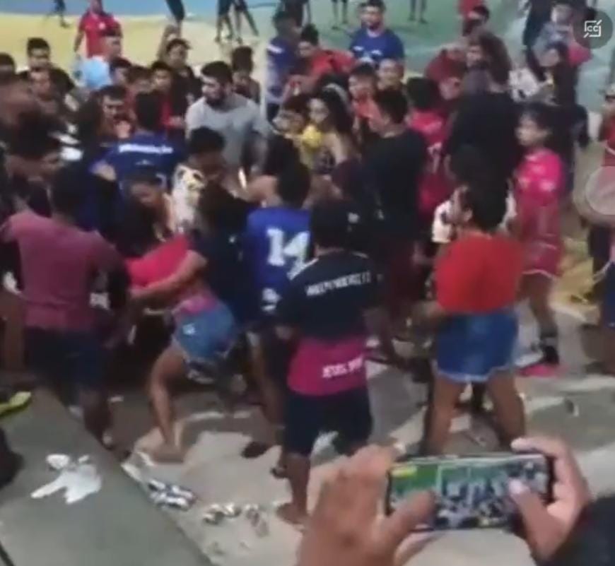 Momento da confusão (Foto: Reprodução)