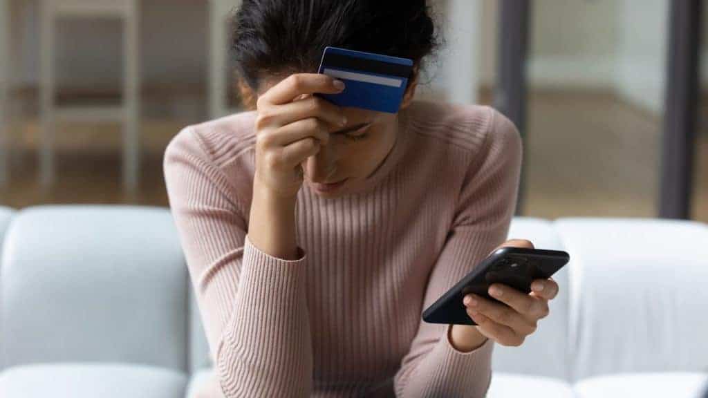 Cidadão deve ficar atento ao endereço e detalhes de páginas. Foto: Internet Cidadão deve ficar atento ao endereço e detalhes de páginas. Foto: Internet