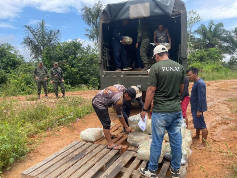 Neste ano, já foram entregues, até o momento, mais de 27,5 mil cestas básicas aos indígenas da TIY. Foto: DIvulgação/FA