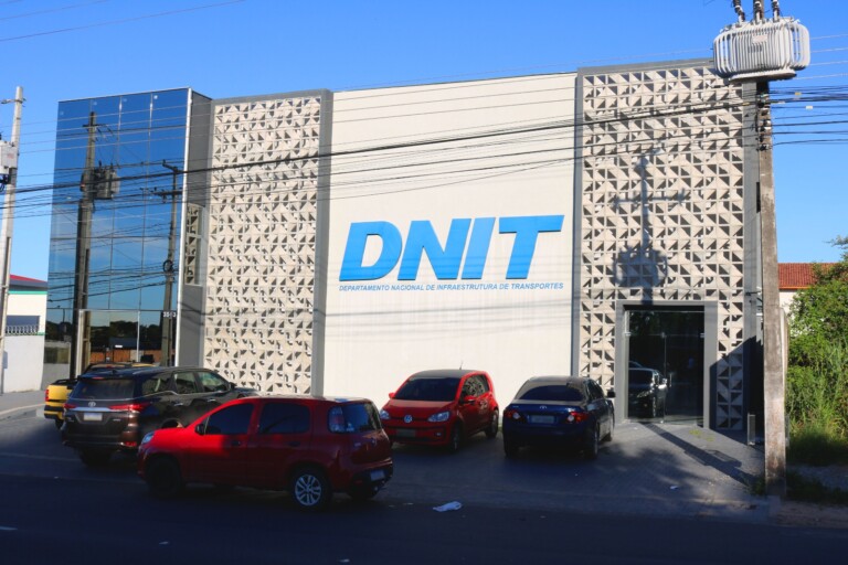 Sede do Departamento Nacional de Infraestrutura de Transportes (DNIT) em Roraima (Foto: Wenderson Cabral/FolhaBV)