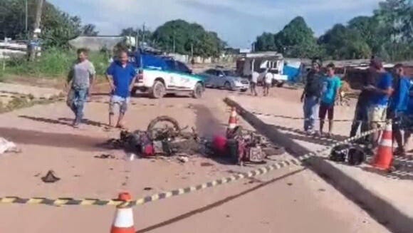 Colisão frontal entre motocicletas aconteceu em Rorainópolis (Foto: Reprodução)