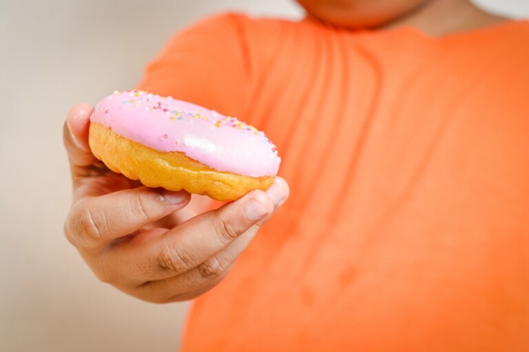 Obesidade infantil preocupa: Brasil tem mais de 340 mil casos diagnosticados