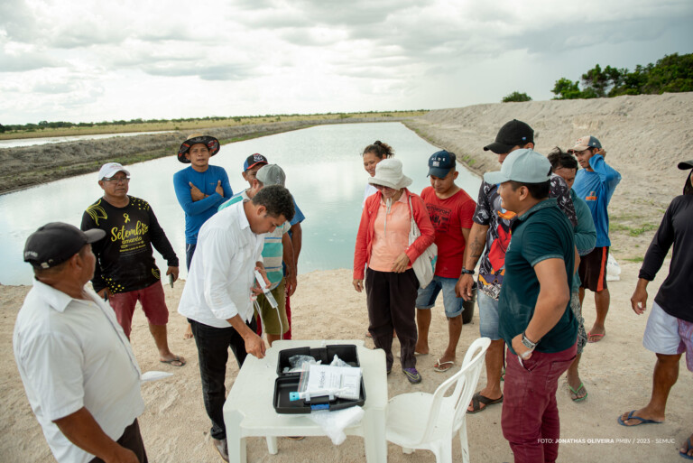 Expectativa é retirar 1.800 kg de tambaqui para a subsistência alimentar da comunidade (Foto: Divulgação/PMBV)