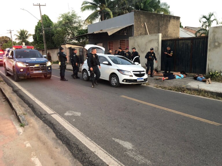 Prisão foi realizada pela Polícia Militar. (Foto: reprodução)