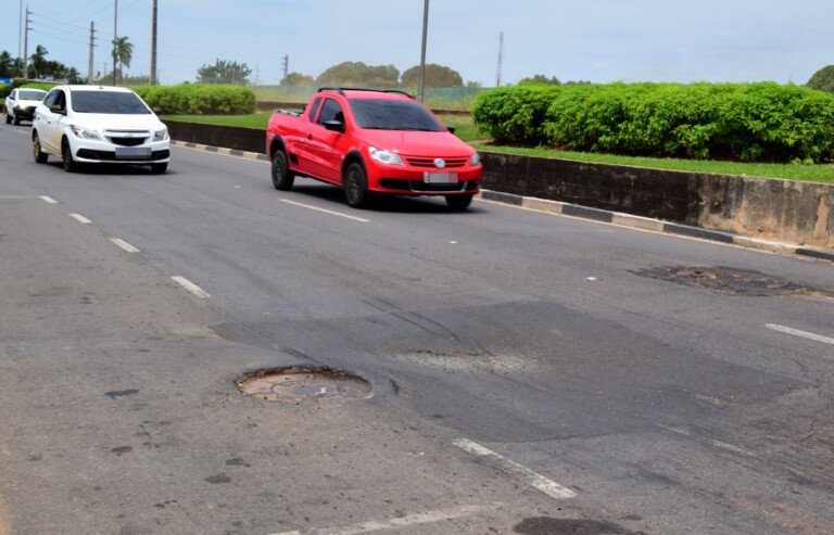 
Durante o período que ocorrer a manutenção, o trânsito ficará comprometido no local, sentido Centro – Bairro