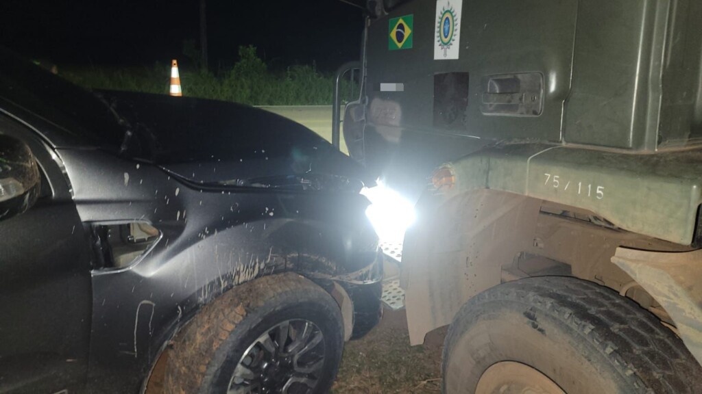 Veículo envolvido na batida (Foto: Divulgação)