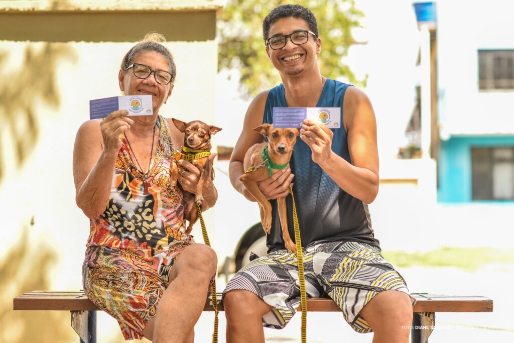 Os tutores podem levar os cães e gatos a partir dos três meses para vacinar contra a raiva (Foto: Diane Sampaio/PMBV)