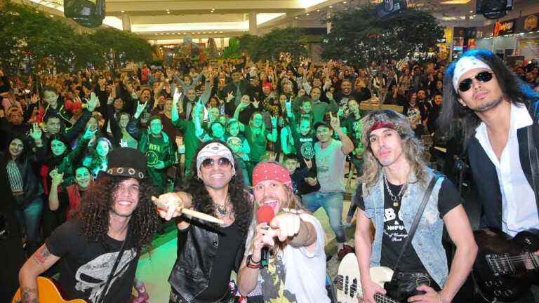 Banda Cover do Guns N' Roses faz show no CTG
