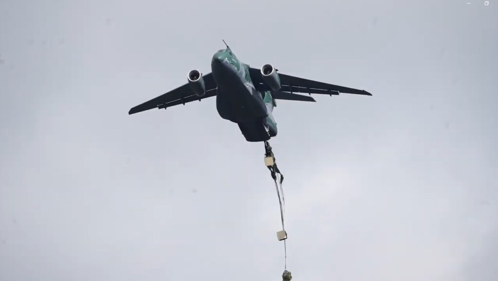 Aeronaves atingem equivalente a 131 voltas ao redor do planeta em missões na Terra Yanomami Aeronaves atingem equivalente a 131 voltas ao redor do planeta em missões na Terra Yanomami