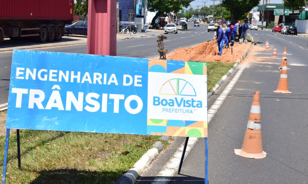Obras estão sendo realizadas em três trechos da avenida (Foto Nilzete Franco/Folha BV) Obras estão sendo realizadas em três trechos da avenida (Foto Nilzete Franco/Folha BV)
