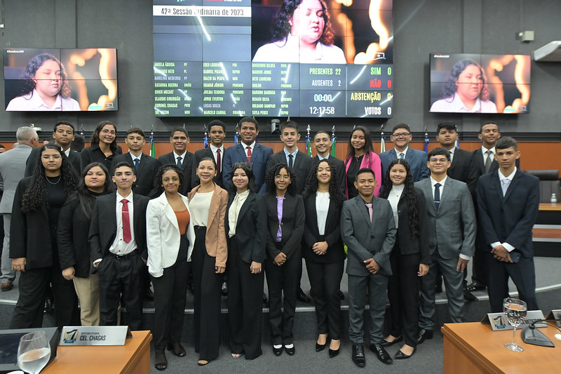 O Parlamento Jovem Roraimense (PJR) é um projeto conjunto da Assembleia Legislativa por meio da Superintendência de Programas Especiais (Foto: Jader Souza) O Parlamento Jovem Roraimense (PJR) é um projeto conjunto da Assembleia Legislativa por meio da Superintendência de Programas Especiais (Foto: Jader Souza)
