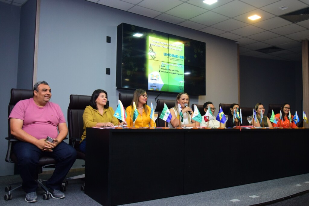 O encontro reuniu os principais agentes de educação do estado. (Foto: Nilzete Franco/Folha BV)