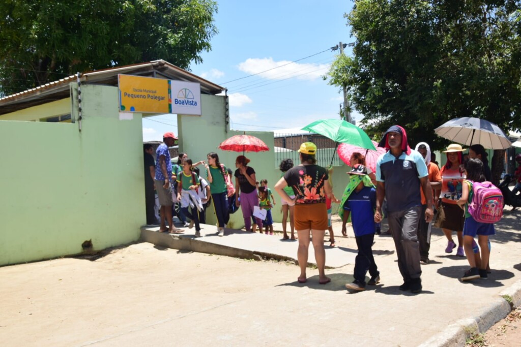 A principal reclamação é voltada a má gestão da escola. (Foto: Nilzete Franco/FolhaBV) A principal reclamação é voltada a má gestão da escola. (Foto: Nilzete Franco/FolhaBV)