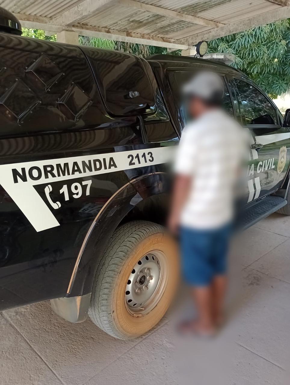 IndÃgena condenado a 22 anos por estuprar a própria filha é preso pela PolÃcia Civil IndÃgena condenado a 22 anos por estuprar a própria filha é preso pela PolÃcia Civil