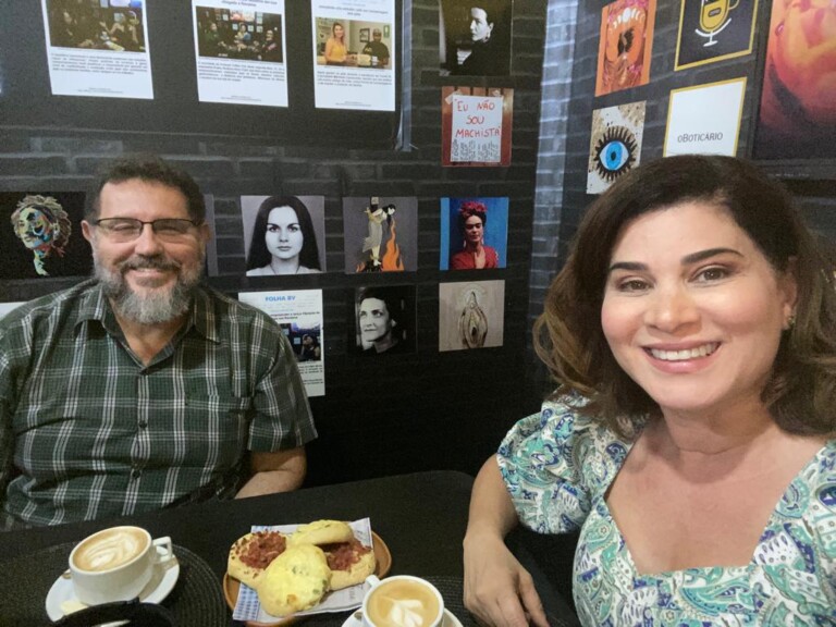 As gravações dos programas ocorrem na cafeteria Podcast Coffee Pub, no Paraviana. (Foto: Divulgação)