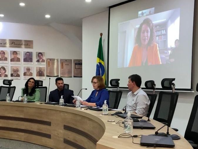 As aulas serão ministradas de forma telepresencial, por plataforma de videoconferência. (Foto: Divulgação) As aulas serão ministradas de forma telepresencial, por plataforma de videoconferência. (Foto: Divulgação)