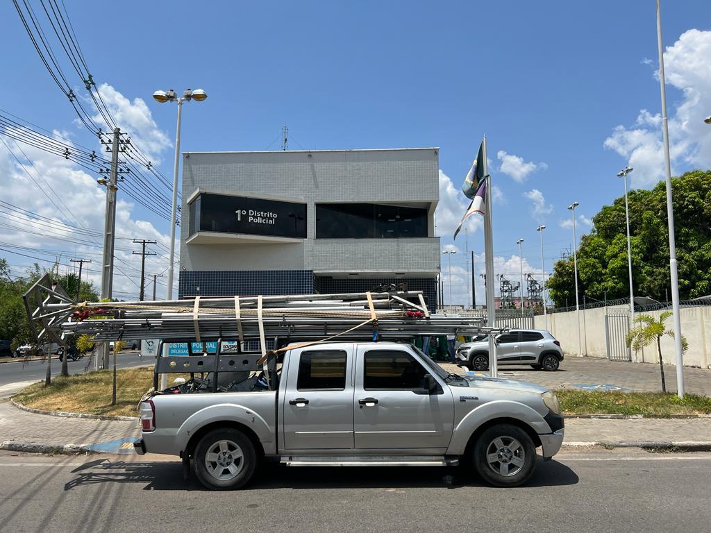 Polícia Civil recupera tendas furtadas e avaliadas em R$ 30 mil