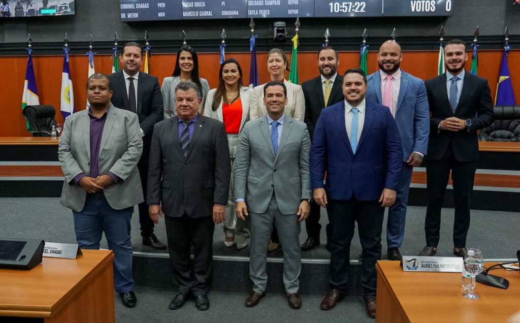 Renato Silva preside reunião sobre obras no aeroporto de Boa Vista