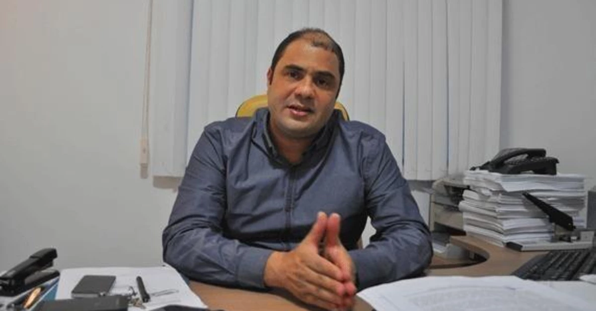 Delegado Marcos Lázaro