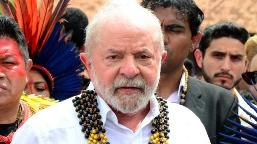 Presidente Lula passa por cirurgia no quadril nesta sexta