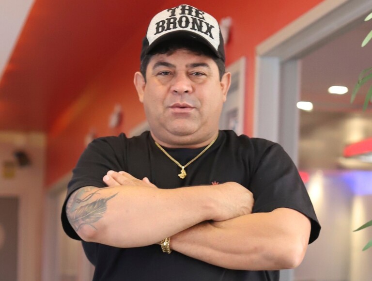 Parazinho tinha entrado ao ar 30 minutos antes de passar mal  (Foto: Divulgação/Rede Tropical)