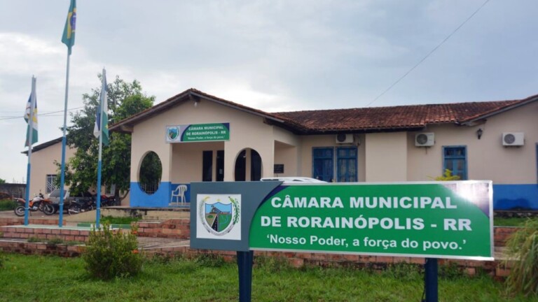 Câmara de Rorainópolis reverte corte e confirma reajuste salarial de professores