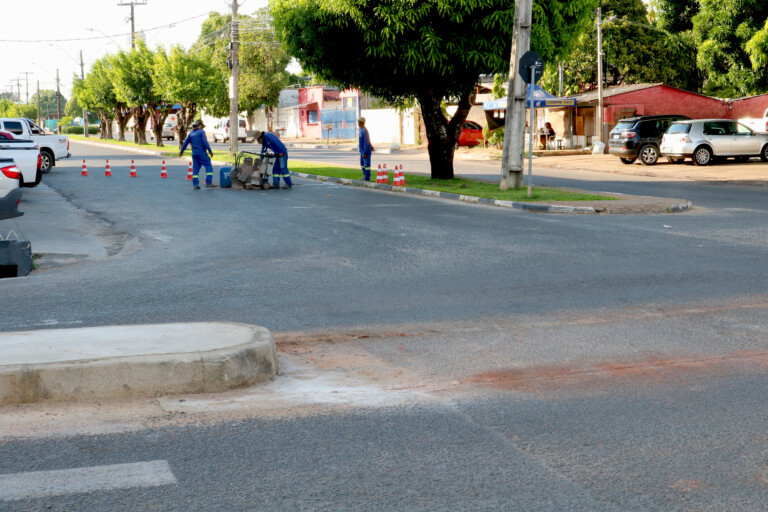 No dia do acidente, moradores da proximidade relataram à FolhaBV que era necessário a aplicação de um semáforo. (Foto: Wenderson Cabral/FolhaBV)