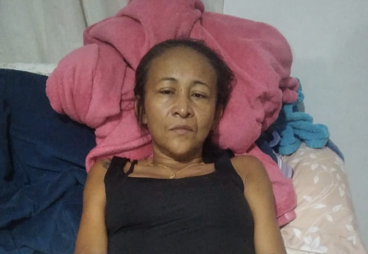 Débora tem 45 anos e realiza a ação com apoio do grupo DiveRRsidade. (Foto: arquivo pessoal) Débora tem 45 anos e realiza a ação com apoio do grupo DiveRRsidade. (Foto: arquivo pessoal)