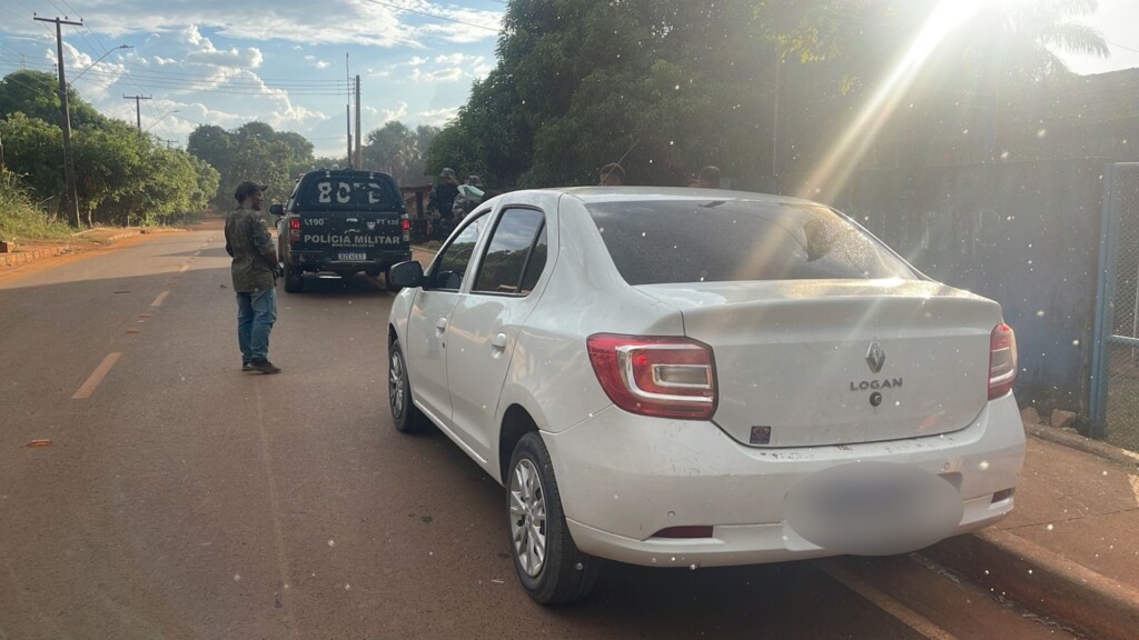 Veículo foi encontrado na Vila do Taiano (Foto: Divulgação/PMRR)