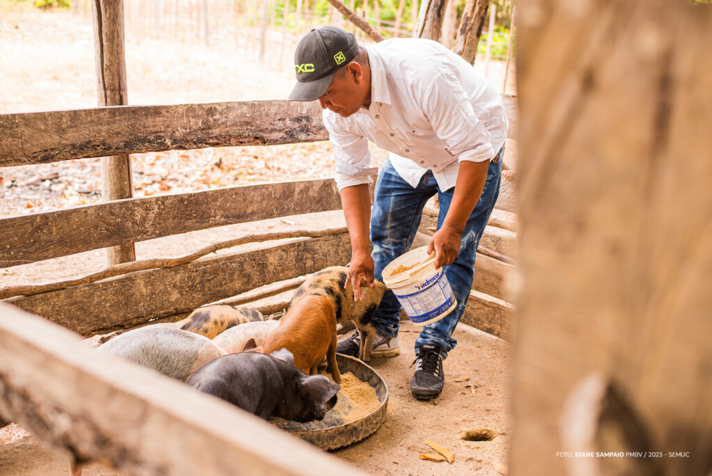 De acordo com a diretora-presidente da agência, Luciana Surita, entre os empreendimentos indígenas que foram contemplados estão a área do comércio, alimentação, artesanato, pecuária e agricultura

(Foto: Reprodução/PMBV)