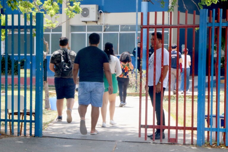 Movimento foi tranquilo em escolas de Boa Vista (Foto: Wenderson Cabral/Folha BV)