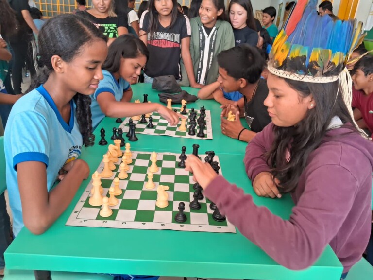 O xadrez, reconhecido como uma ferramenta pedagógica valiosa, foi o ponto de conexão para enriquecer o aprendizado dos alunos da comunidade indígena

(Foto: Divulgação)
