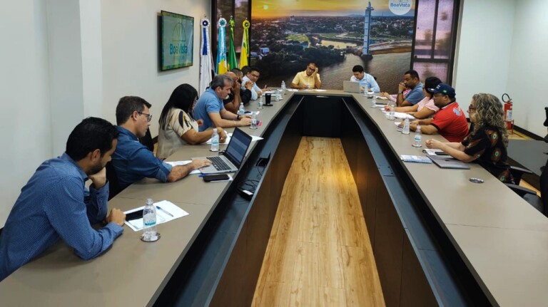 Saúde suspende anúncio de greve temporariamente após reunião com prefeito