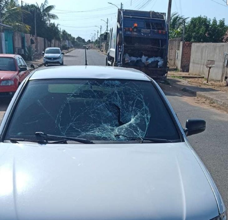 Veículo envolvido no atropelamento (Foto: Divulgação) Veículo envolvido no atropelamento (Foto: Divulgação)