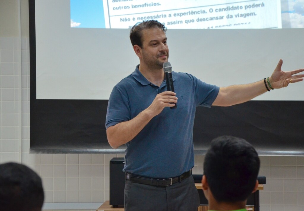 Renato Grinberg é autor de best-sellers como “A Estratégia do Olho de Tigre” e “Atitudes Extraordinárias”. (Foto: reprodução/Ejurr)