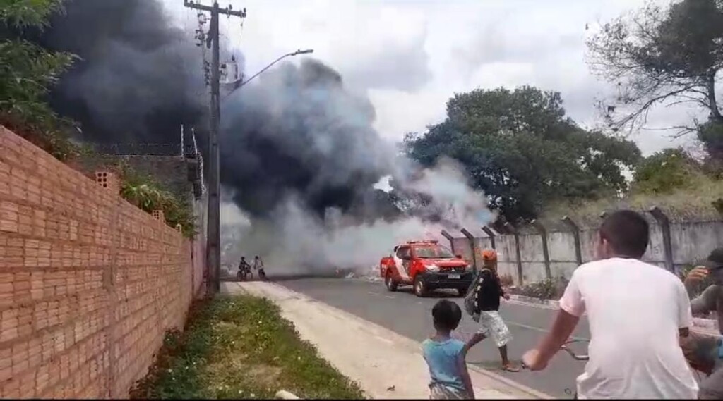 Momento do incêndio (Foto: Divulgação) 