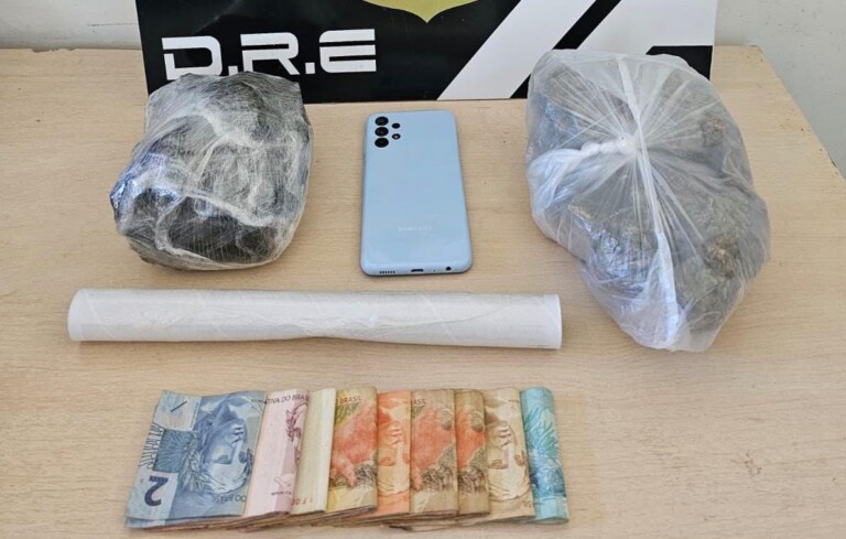 Material apreendido com a dupla (Foto: Ascom/Polícia Civil) 