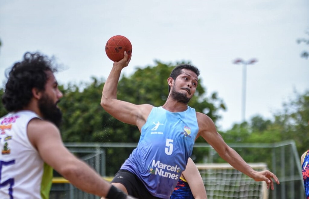 Atletas se preparam para a Copa do Brasil de Handebol de Praia (Foto: Arquivo Pessoal) Atletas se preparam para a Copa do Brasil de Handebol de Praia (Foto: Arquivo Pessoal)
