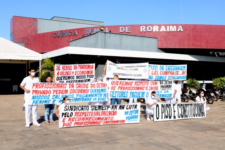 Manifestação foi realizada nessa quinta-feira (14) (Foto: Wenderson Cabral/Folha BV)