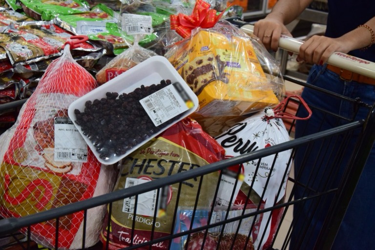  pesquisa foi realizada com cinco produtos, sendo três deles opções para o prato principal. (Foto: Nilzete Franco/FolhaBV)