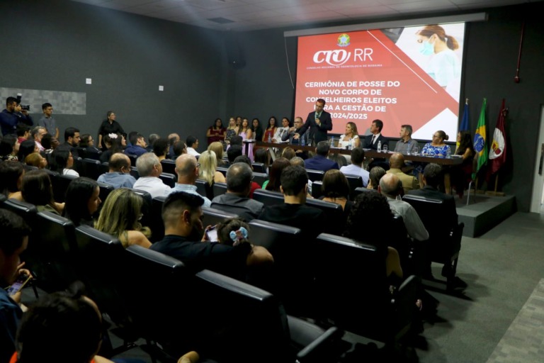 Posse foi realizada na sede do Sesc/Senac (Foto: Wenderson Cabral)