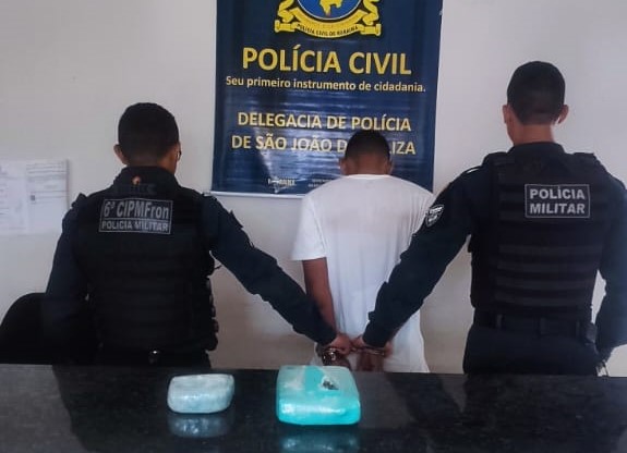 Homem é preso com mais de 1,5 kg de drogas pela 6ª CIPMFron