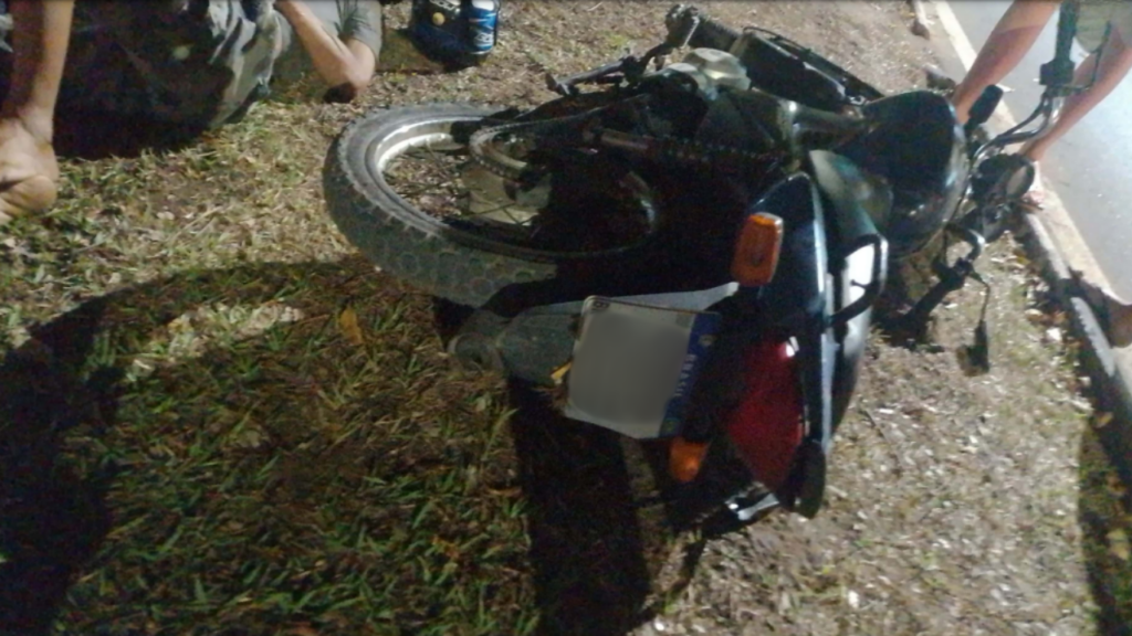 Motociclista e veÃculo estavam regulares. (Foto: reprodução/PMRR) Motociclista e veÃculo estavam regulares. (Foto: reprodução/PMRR)