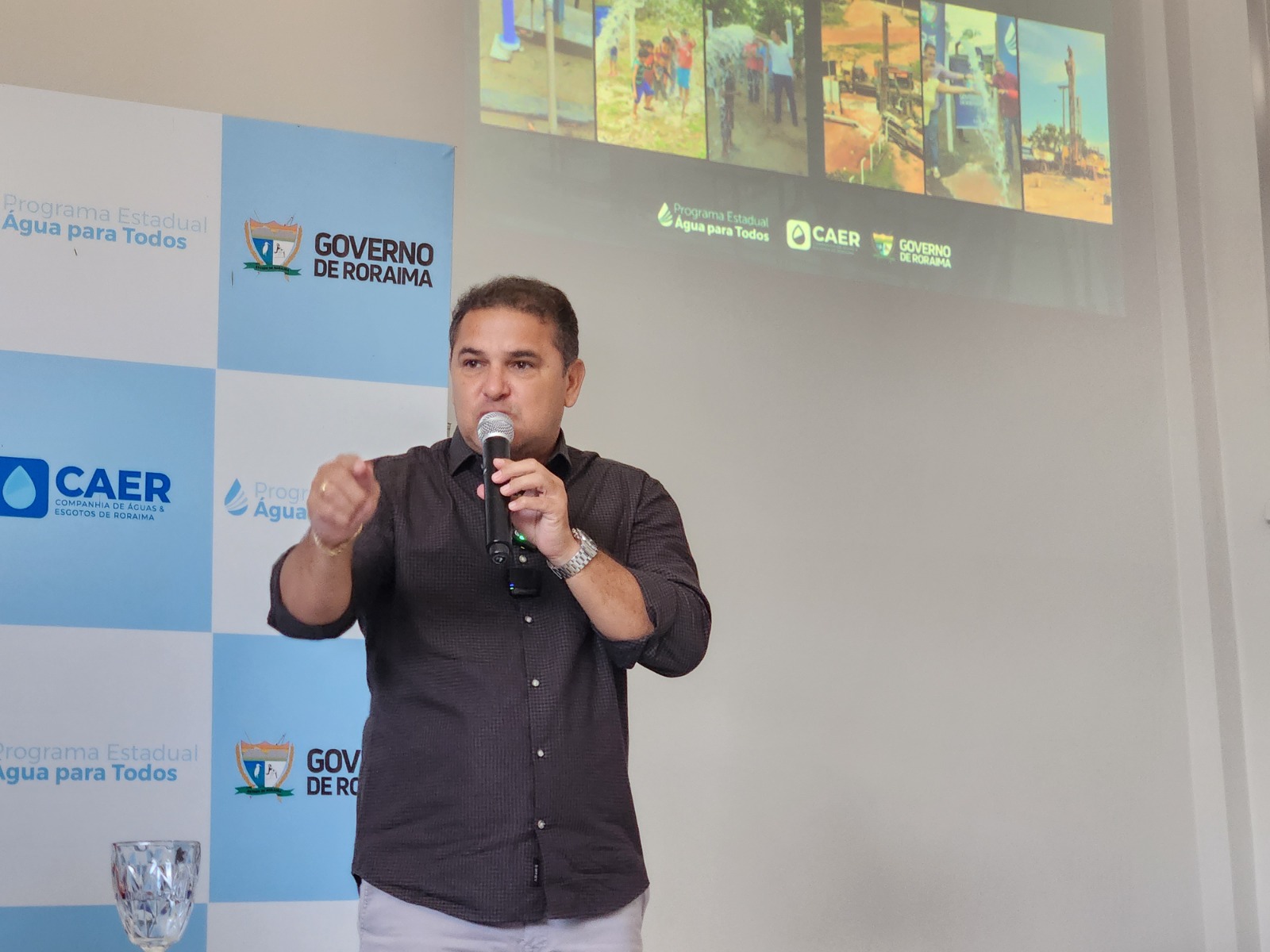 James Serrador fala sobre medidas adotadas pela Caer para o período de estiagem em Roraima (Foto: Fernanda Vasconcelos/FolhaBV)