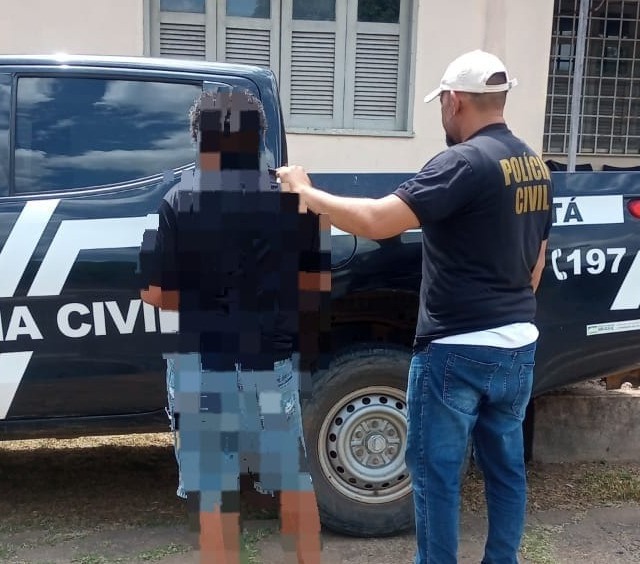 O homem foi preso na vicinal 11 e conduzido à sede da Delegacia de Cantá