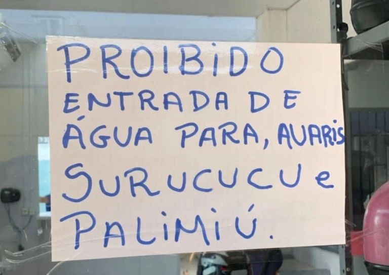 Trabalhadores adoecem por falta de água potável e são impedidos de levar a própria (Foto: Reprodução/Redes sociais)