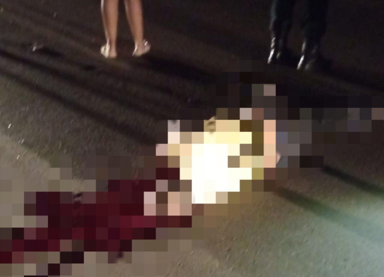O condutor da motocicleta, identificado como F. S. F., de 63 anos, foi encontrado sem sinais vitais quando as autoridades chegaram ao local (Foto: Divulgação)