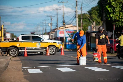 Condutores não respeitam mais faixa de pedestre, colocando a vida das pessoas em risco (Foto: Divulgação)